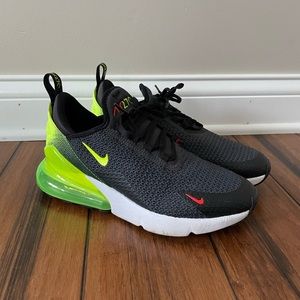 Boys’ Nike Air Max 270 Size 5.5 Youth